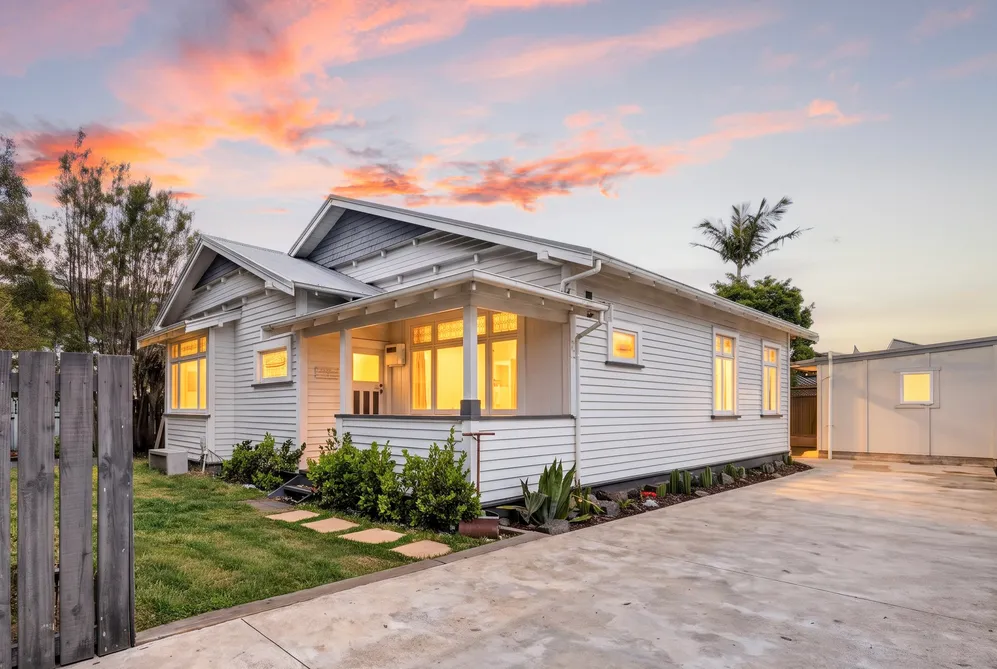 Serious Opportunity in Ahuriri - House with Studio