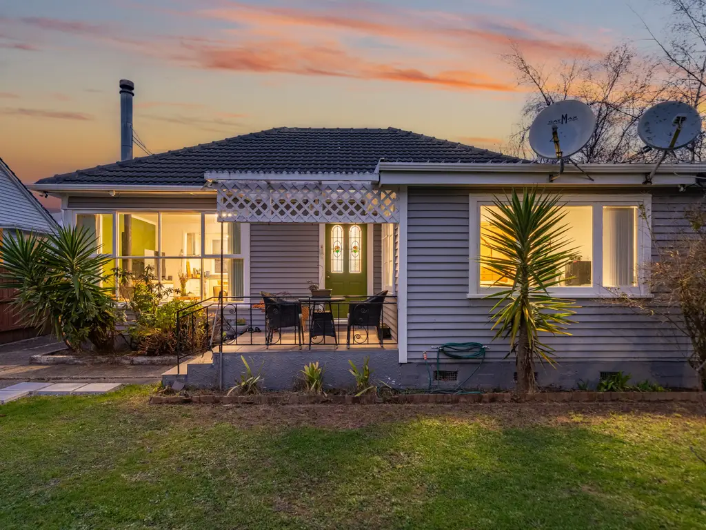 04 - Milne Crescent (34) - Twilights