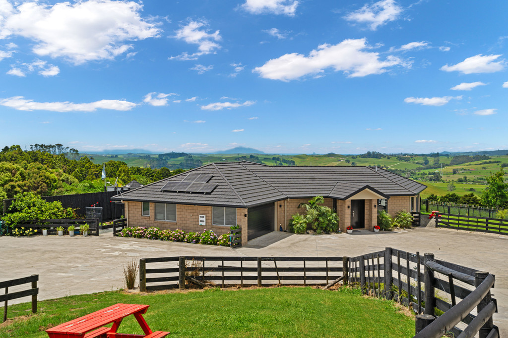 An Exceptional Lifestyle Opportunity in Waipu