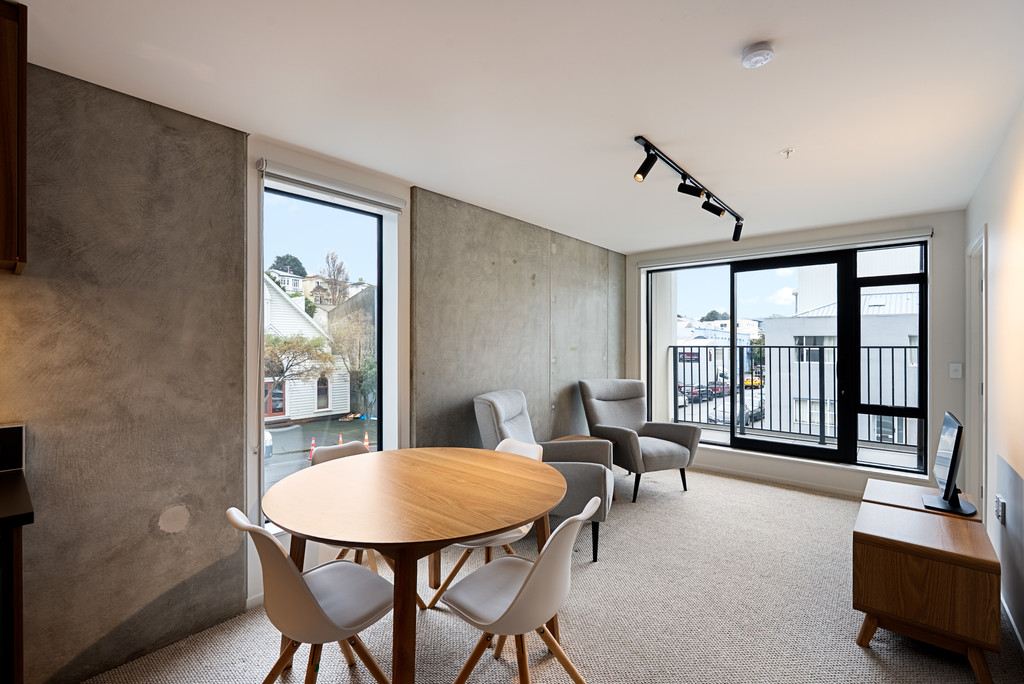 NORTH-WEST CORNER, SUN-FILLED, MODERN CITY LIVING