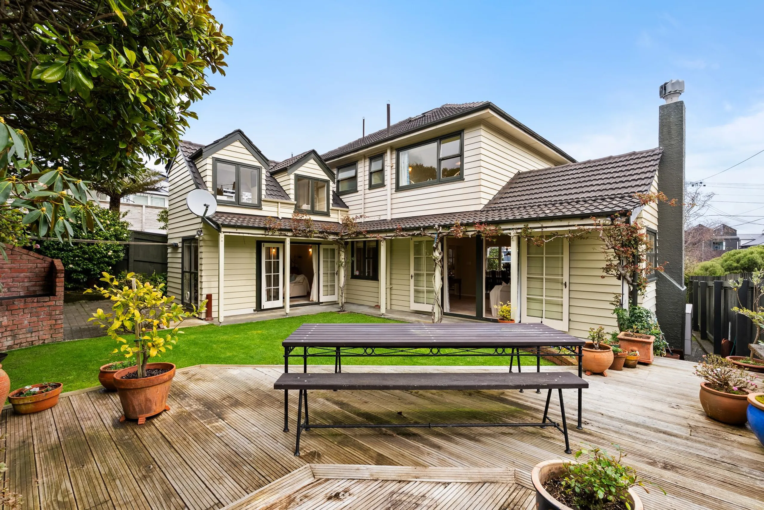 9 Lochiel Road, Khandallah, Wellington City