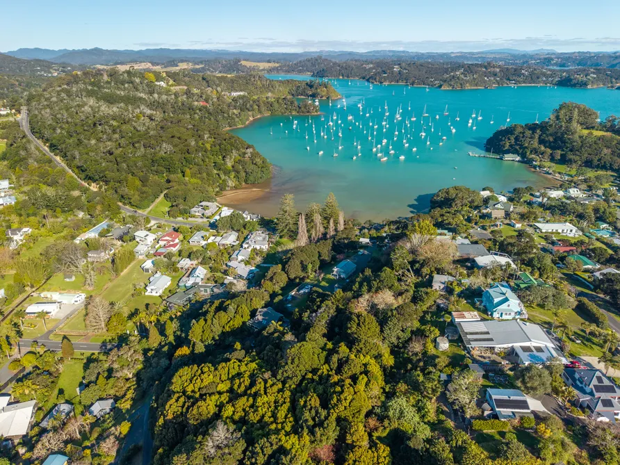 Build in Russell - Walk to Town, Consents Ready