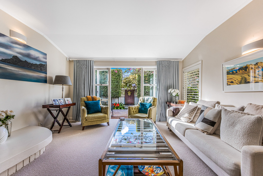 Coastal Takapuna Living, Now Is the Time to Act!