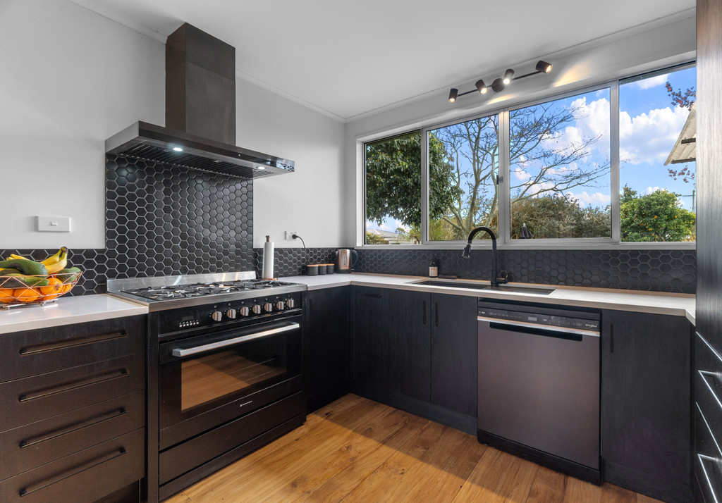 Spacious Family Living with Endless Possibilities