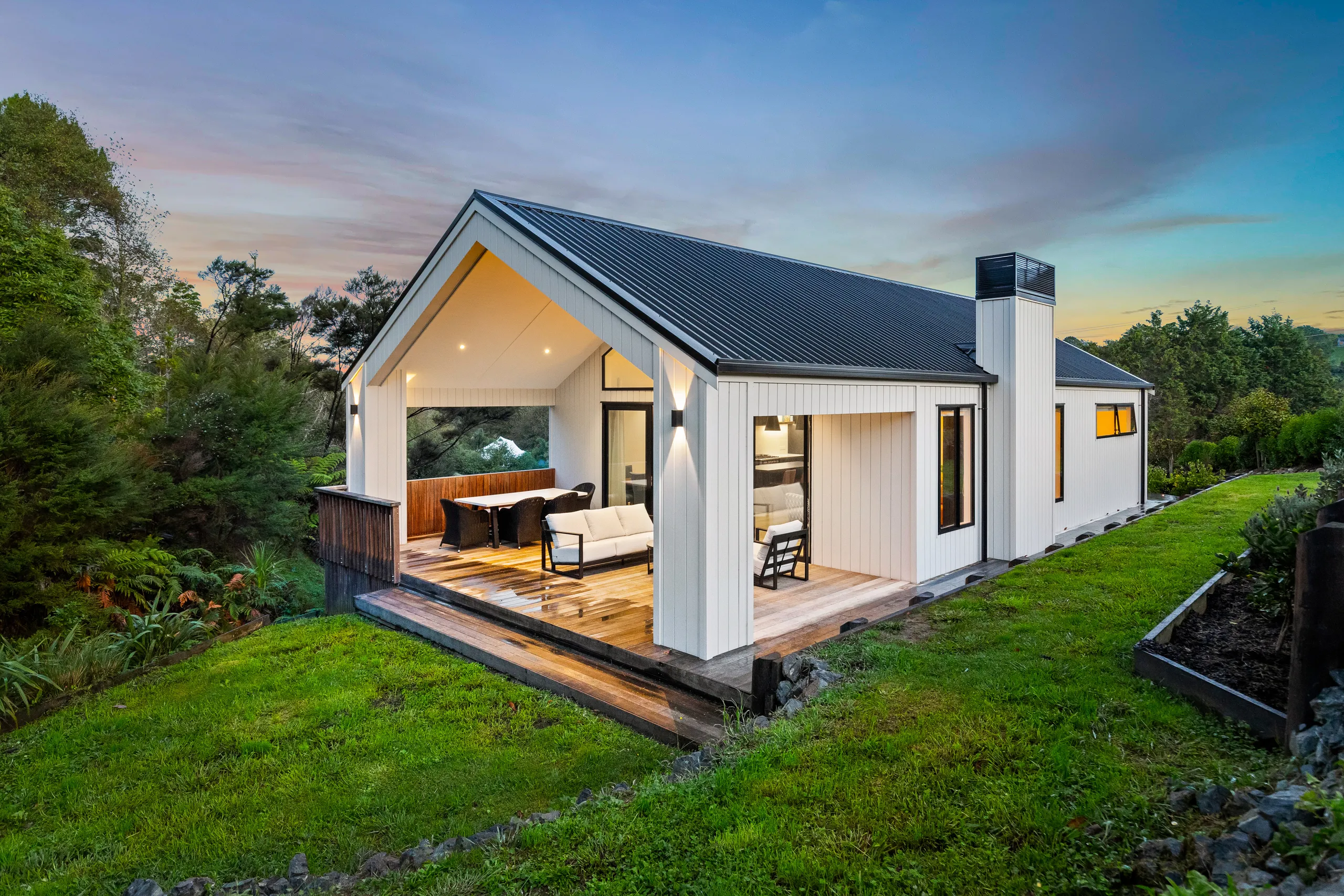 8 Collings Drive, Lucas Heights, North Shore City
