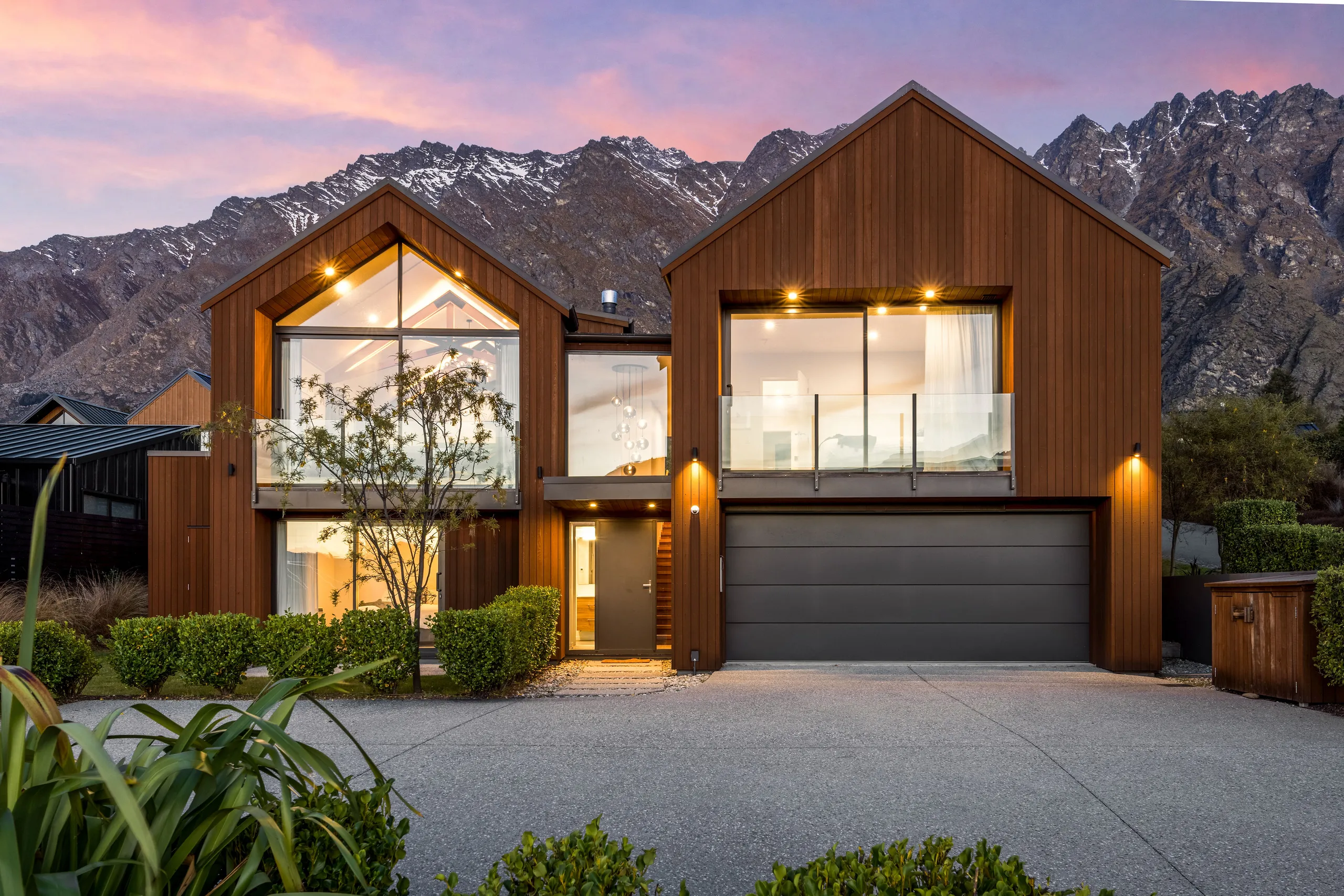 19 Hackett Road, Jack's Point, Queenstown