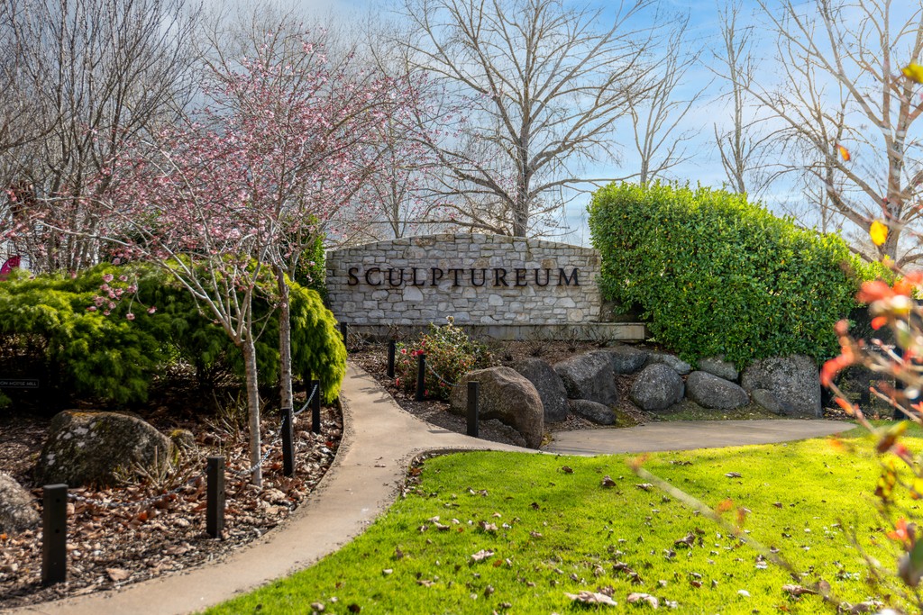 Sculptureum I A Legacy Awaits