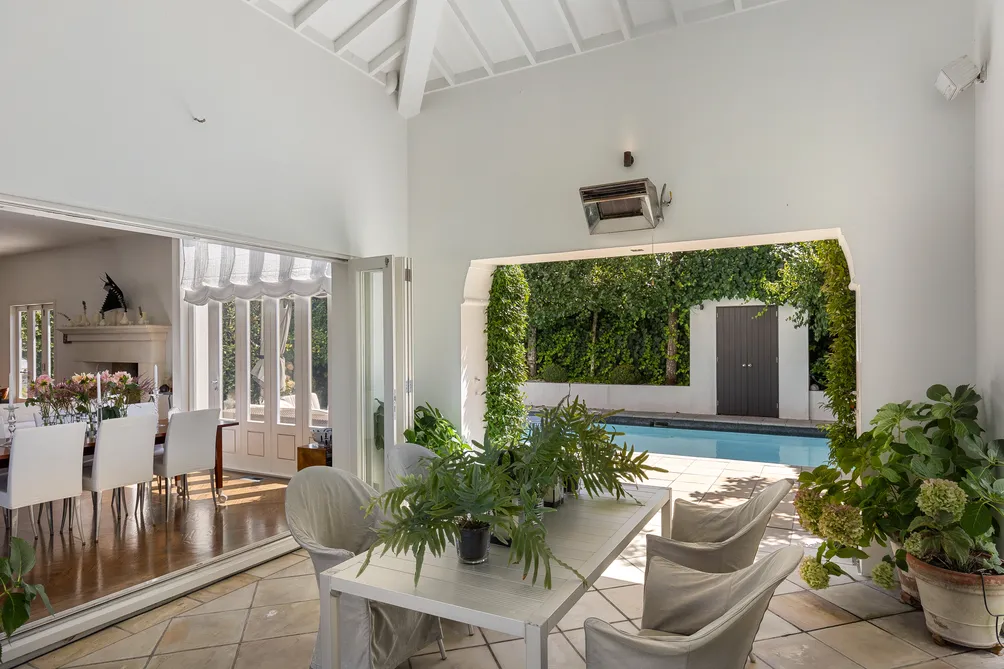 Elegant Living in Prestigious Parnell
