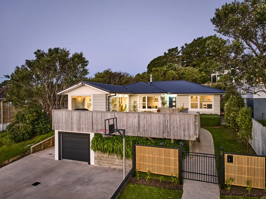 The Family Home You've Been Waiting For!