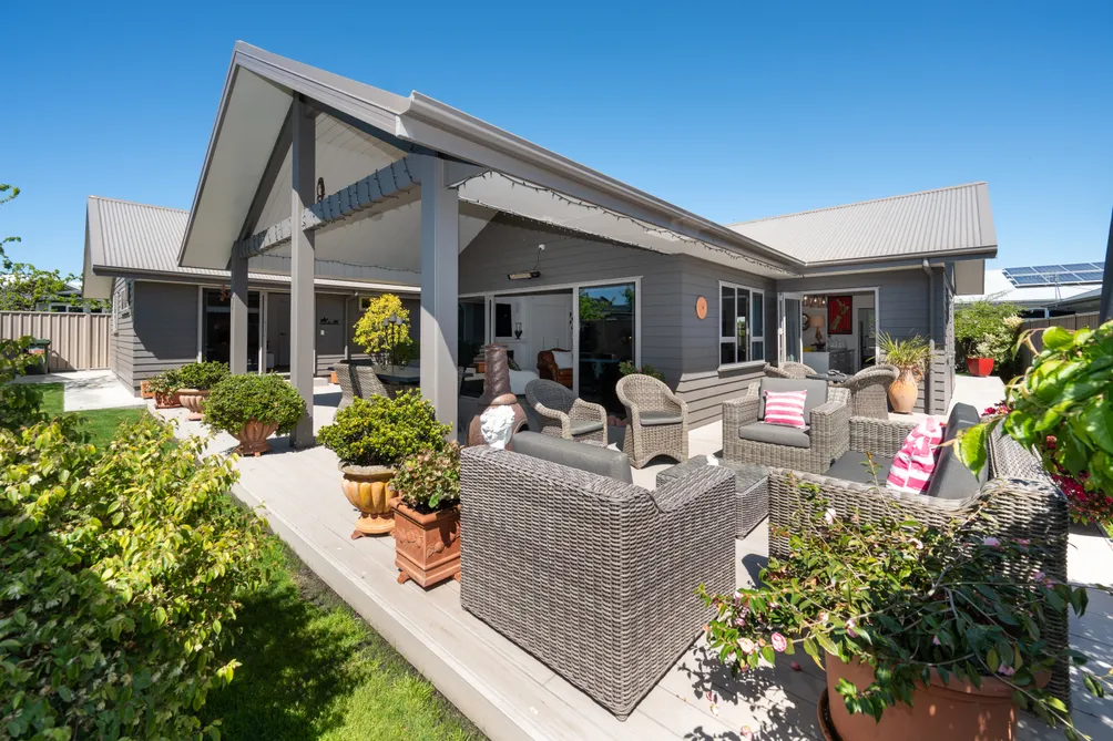 Grand Proportions, Effortless Living